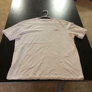 Vineyard vine T-shirt